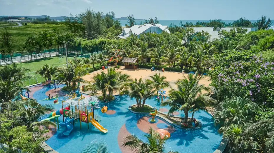 Carmelina Beach Resort
