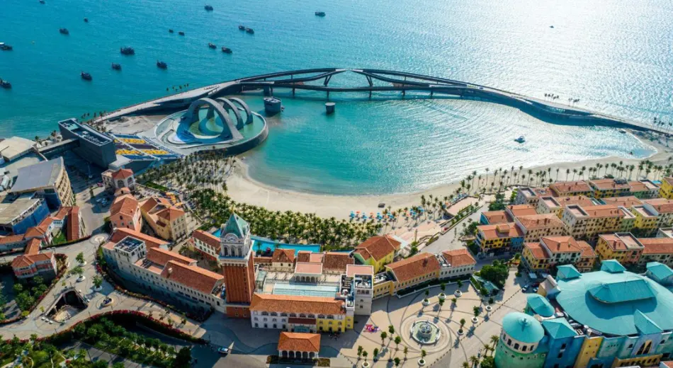 Cầu Hôn (Kiss Bridge) - Phú Quốc