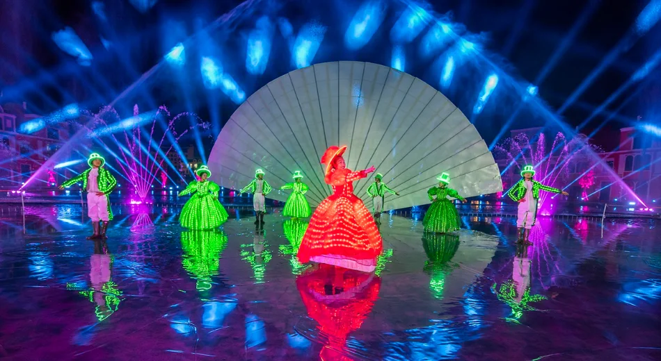 Show Sắc màu Venice