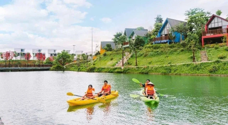 Trải nghiệm chèo thuyền Kayak
